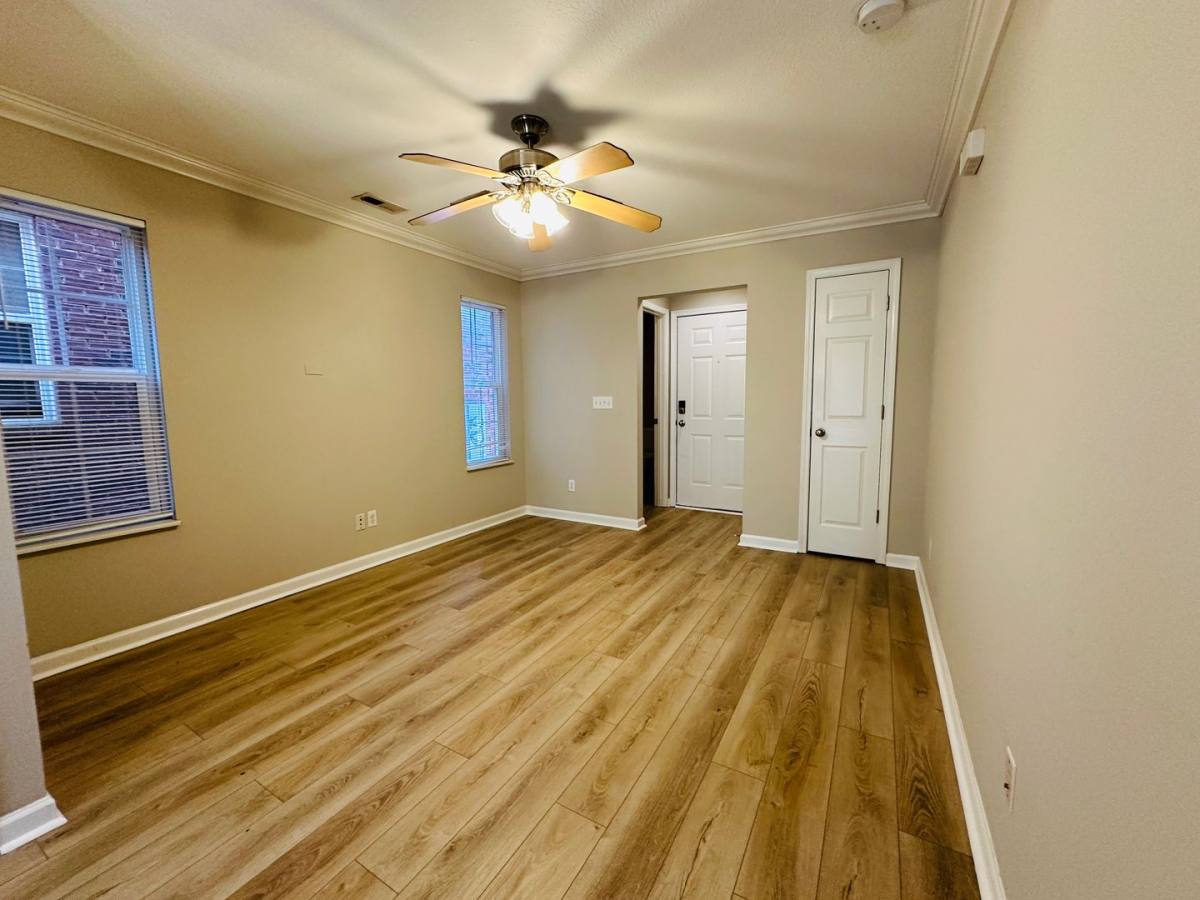 Townhouse for rent at 806 Blue Spruce Way, Knoxville, TN 37912