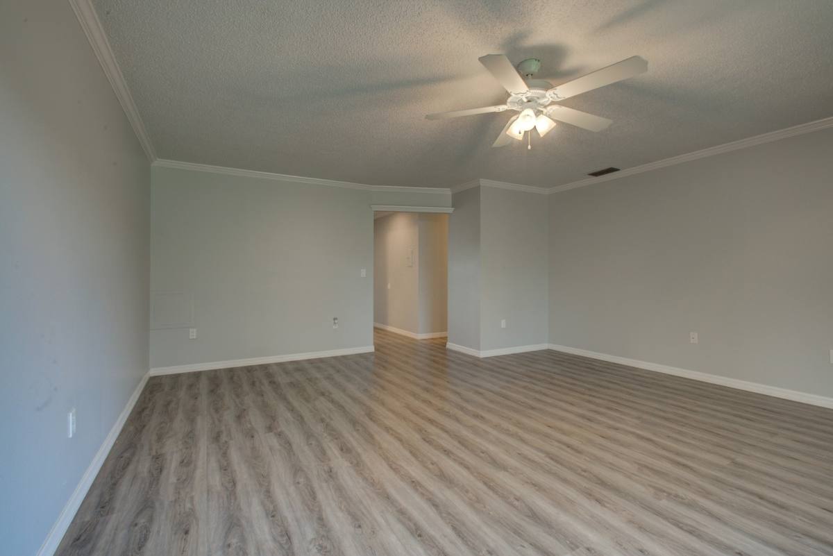 Apartment for rent at 3400 Beneva Rd, Sarasota, FL 34232