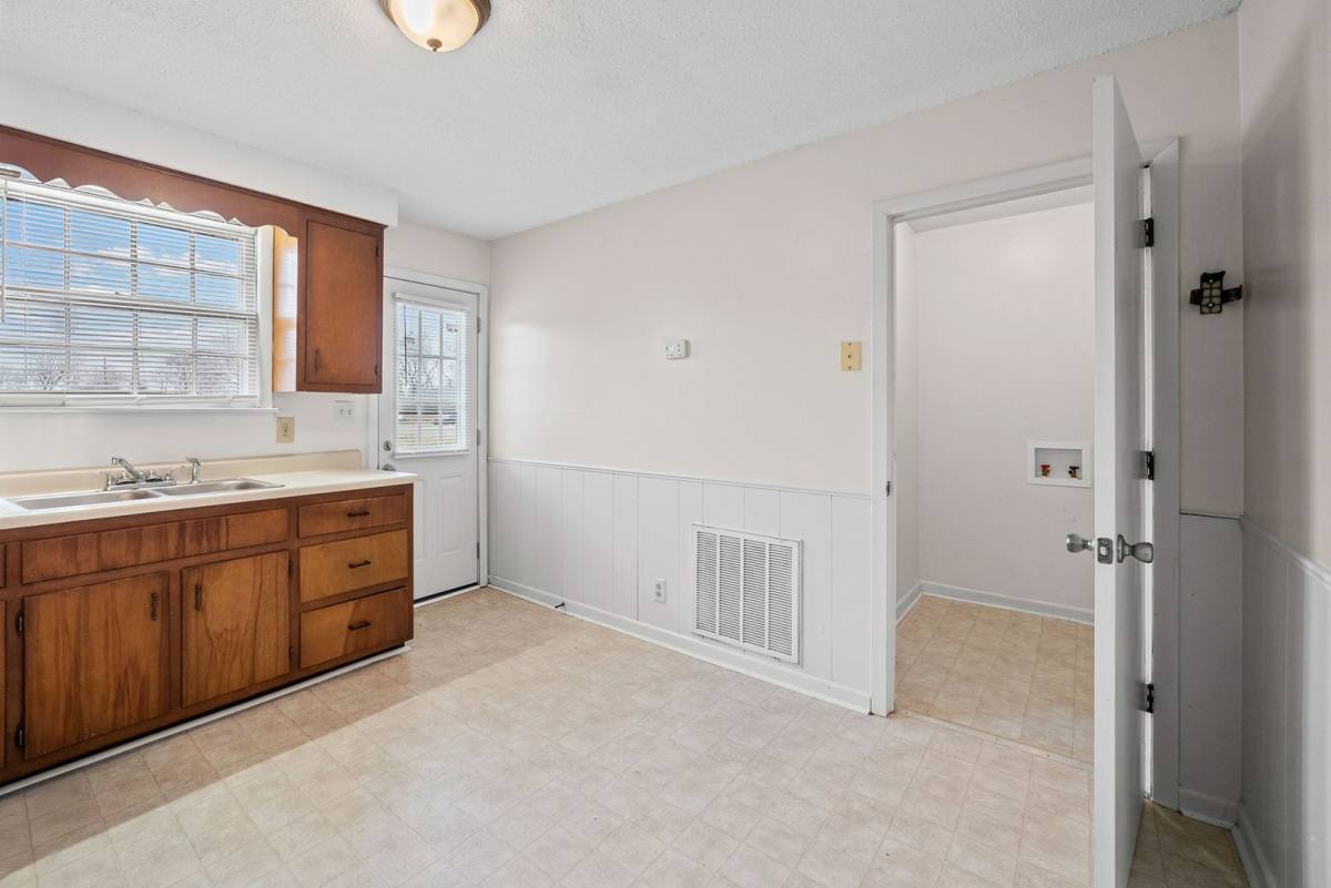 Apartment for rent at 98 124 Tandy Dr, Clarksville, TN 37042