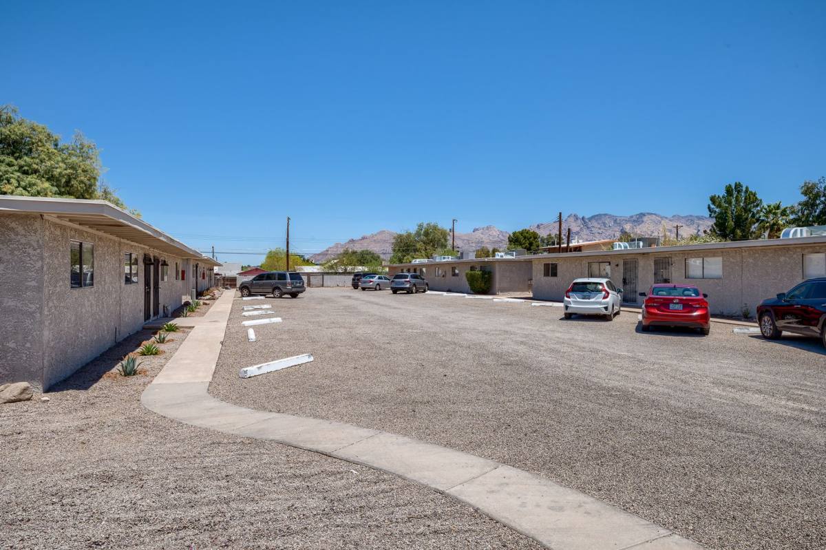 Apartment for rent at 269 E Calle Arizona, Tucson, AZ 85705