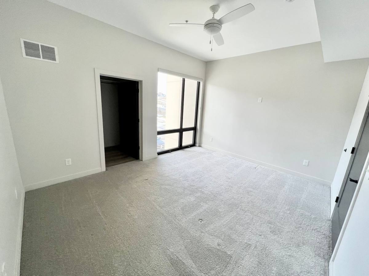 House for rent at 3022 Fieldhouse Circle, Manhattan, KS 66503
