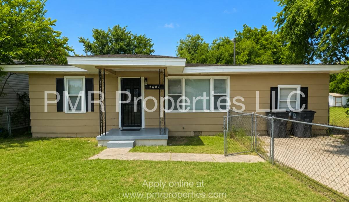 House for rent at 2604 SW Ave, Texarkana, TX 75505
