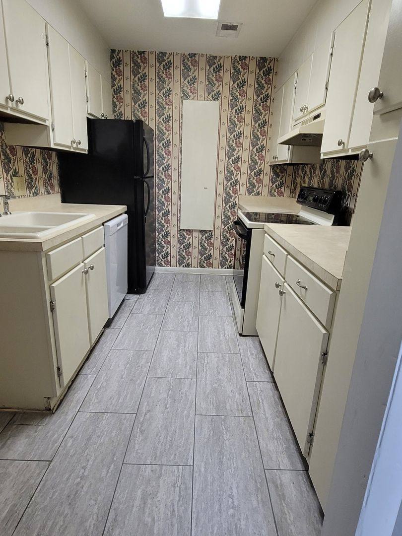 Apartment for rent at 1704 Ashford Lane, Columbia, SC 29210