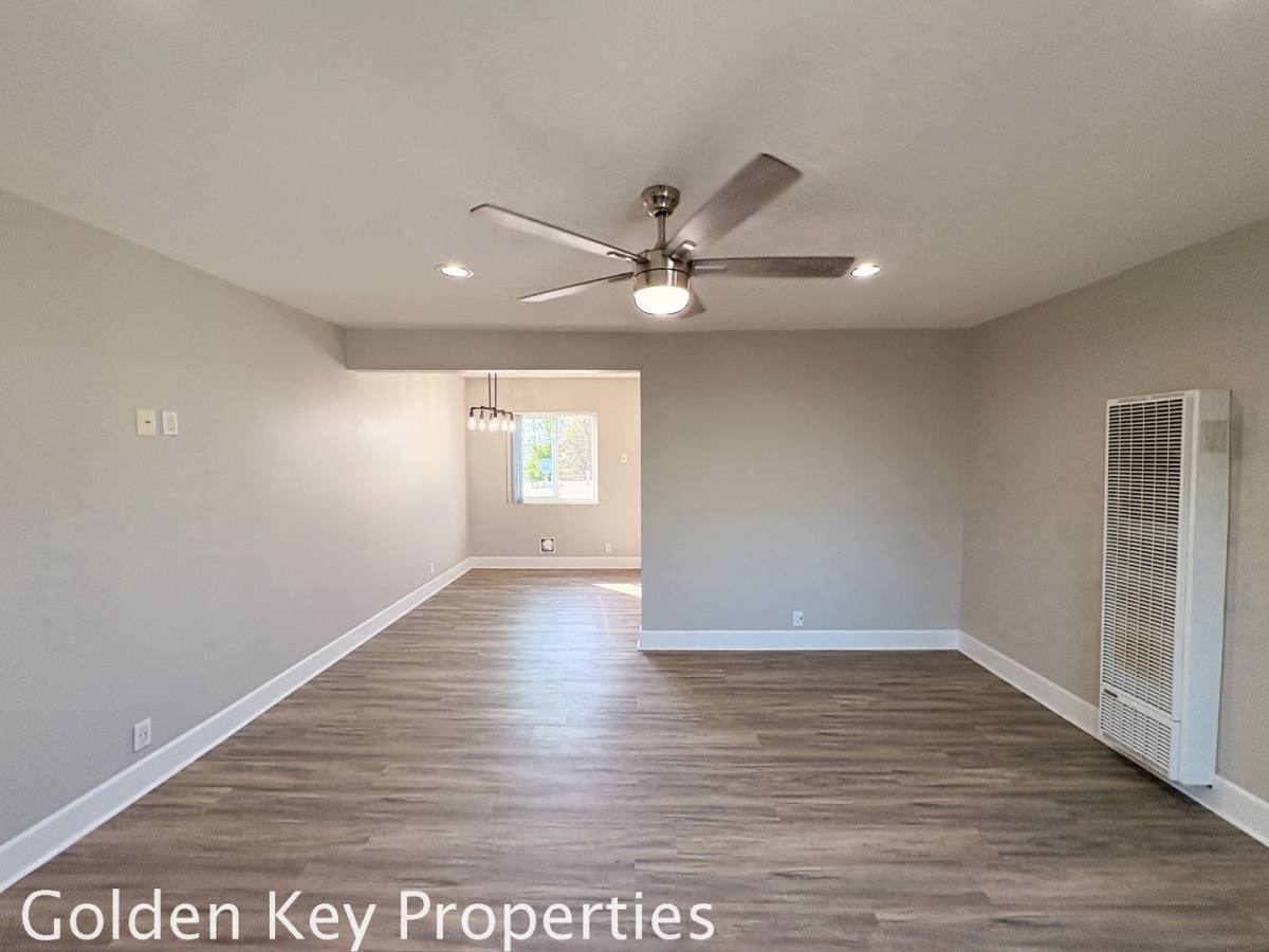 Apartment for rent at 225 S Ditmar St, Oceanside, CA 92054