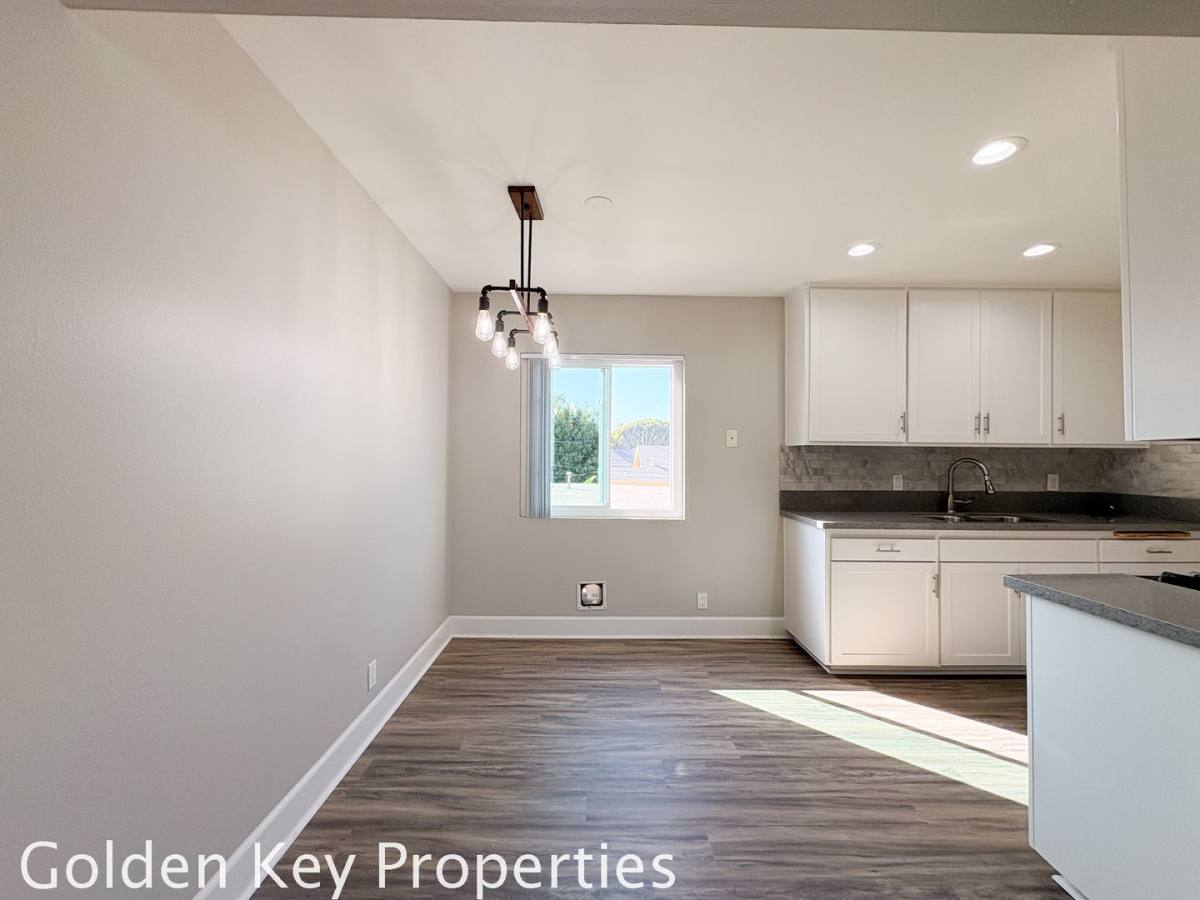 Apartment for rent at 225 S Ditmar St, Oceanside, CA 92054