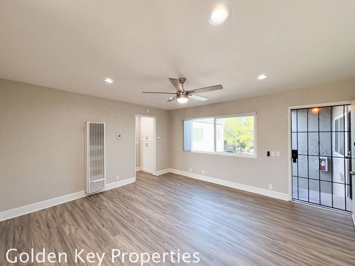 Apartment for rent at 225 S Ditmar St, Oceanside, CA 92054