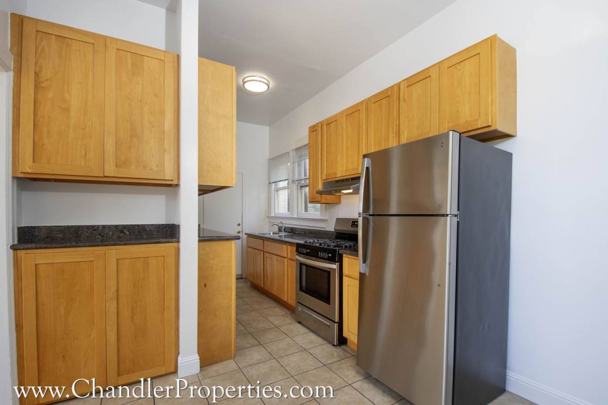 Apartment for rent at 2400-4 Bush St, San Francisco, CA 94115