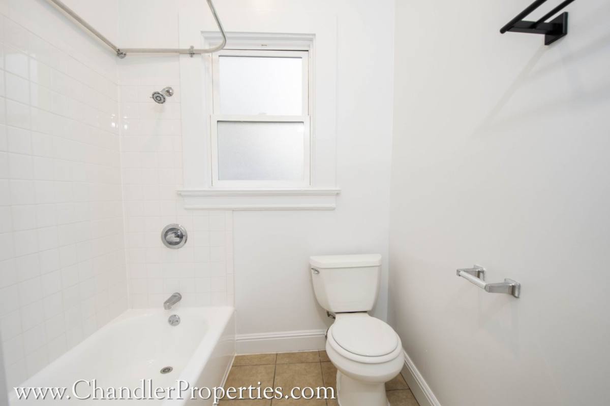 Apartment for rent at 2400-4 Bush St, San Francisco, CA 94115