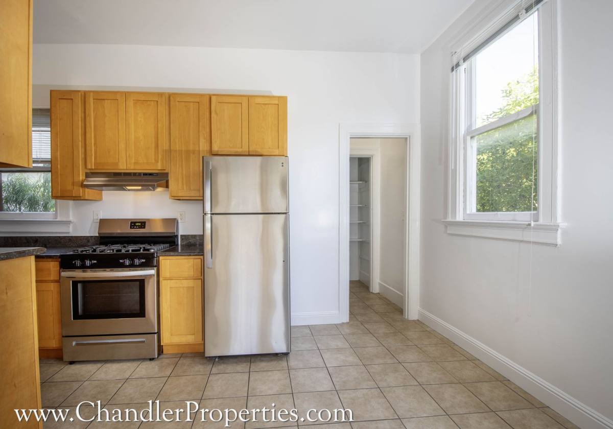 Apartment for rent at 2400-4 Bush St, San Francisco, CA 94115