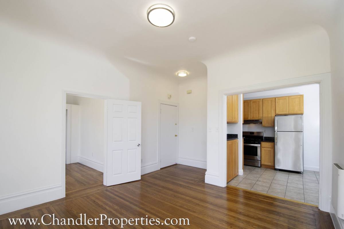 Apartment for rent at 2400-4 Bush St, San Francisco, CA 94115