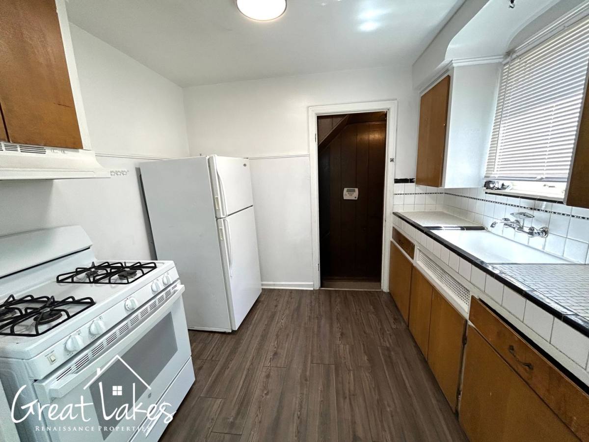 House for rent at 20461 Kingsville St, Harper Woods, MI 48225