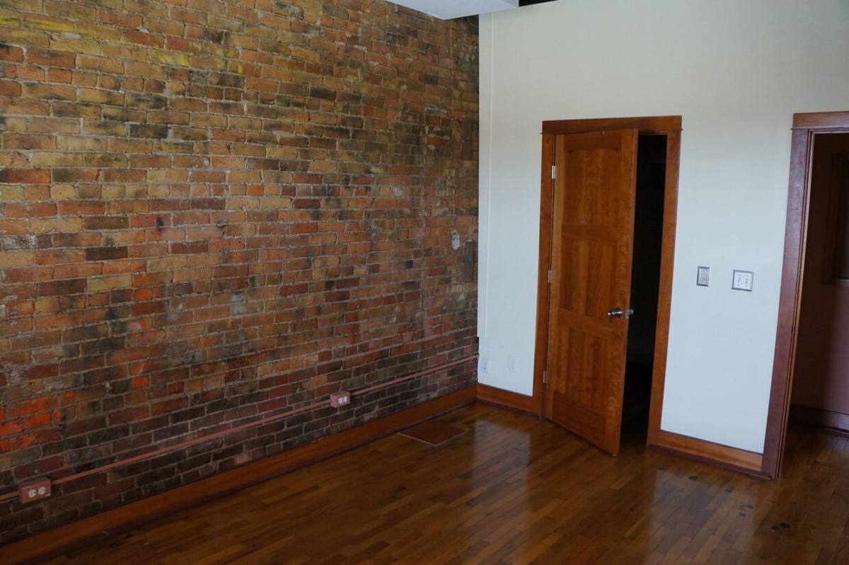 Apartment for rent at 413 N Center, Bloomington, IL 61701
