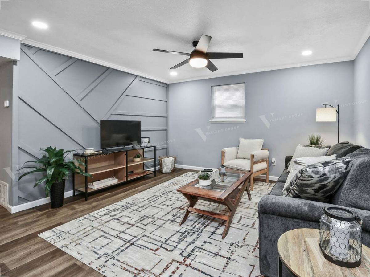Apartment for rent at 1435 E Elm St, Springfield, MO 65802