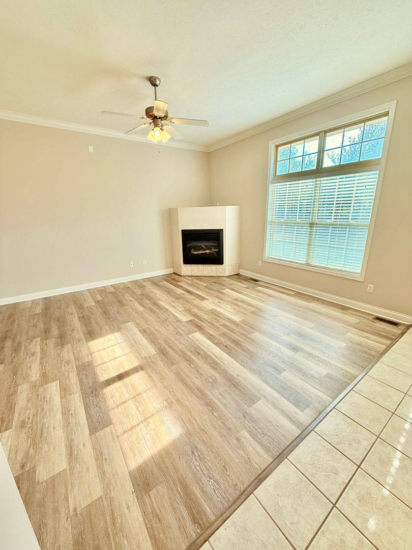 House for rent at 1148 S Elmwood Ave, Springfield, MO 65804