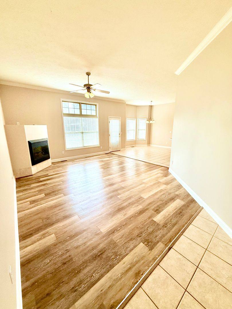 House for rent at 1148 S Elmwood Ave, Springfield, MO 65804