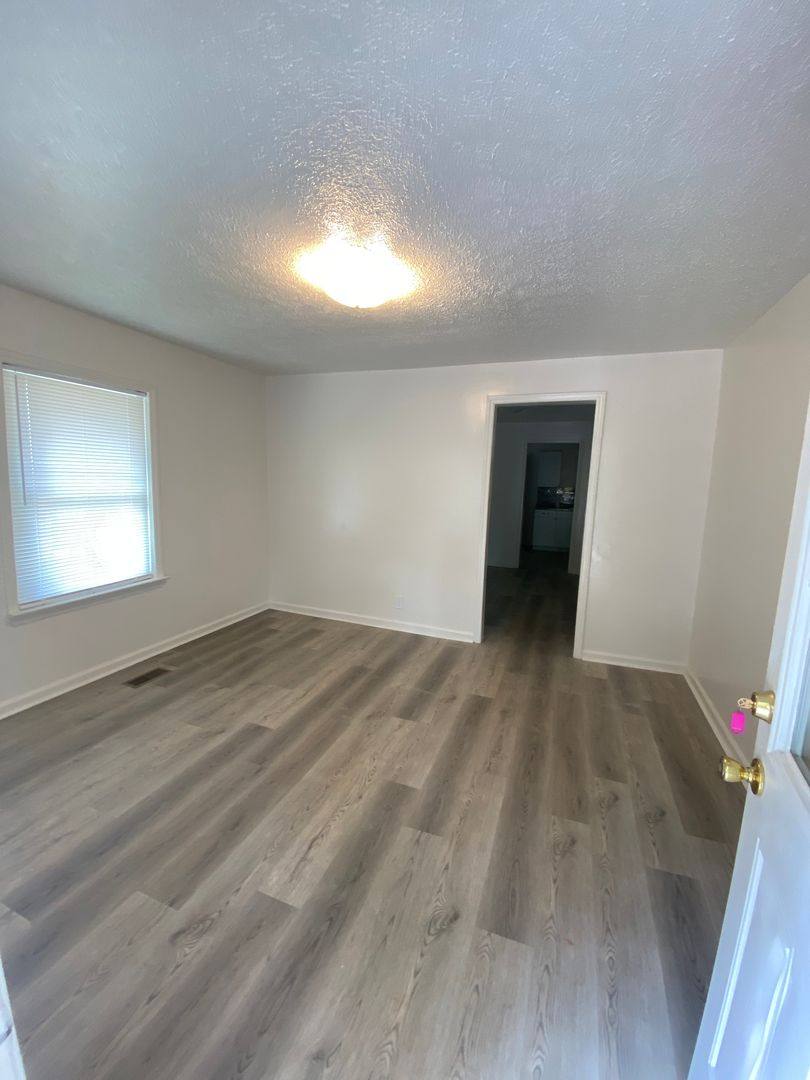 House for rent at 1102-B S Washington St, Shelby, NC 28152