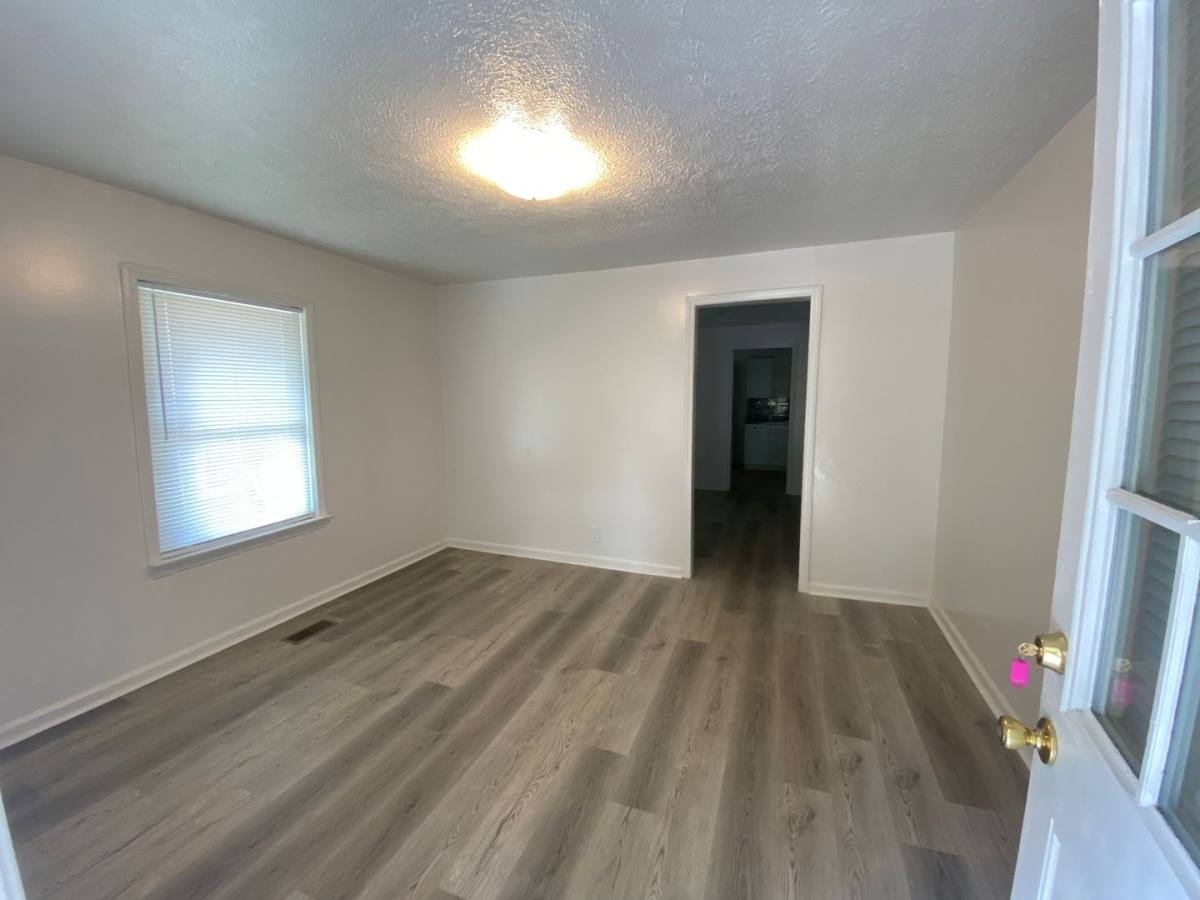 House for rent at 1102-B S Washington St, Shelby, NC 28152