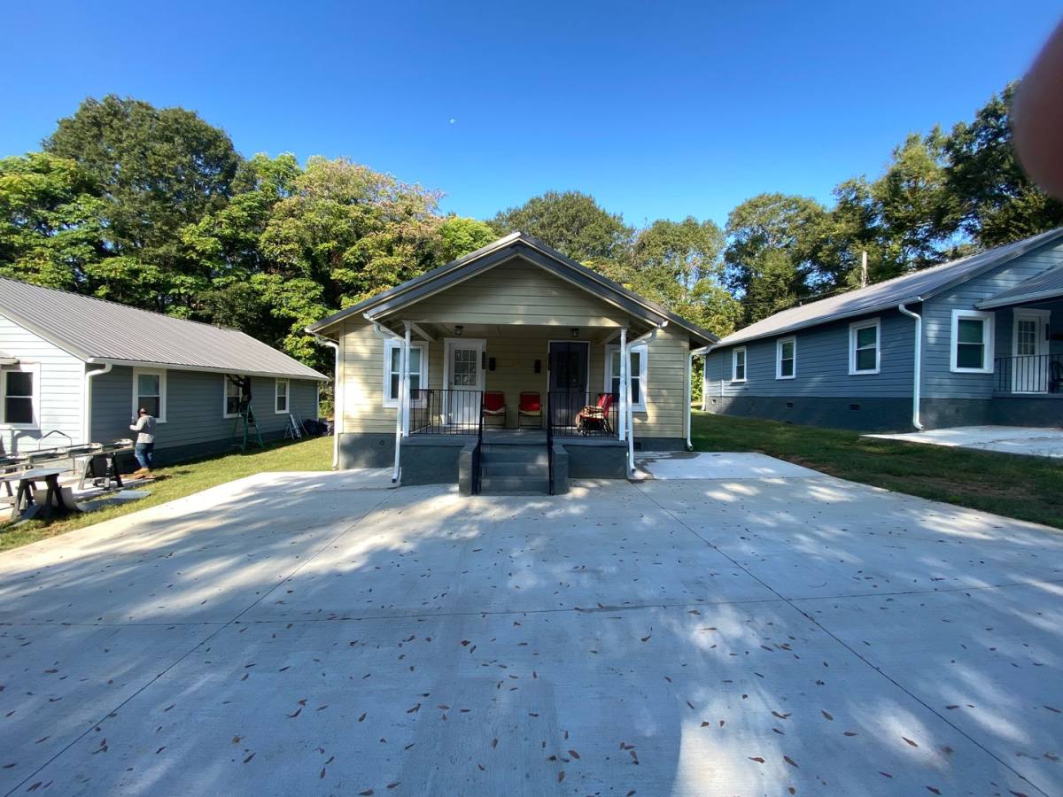 House for rent at 1102-B S Washington St, Shelby, NC 28152