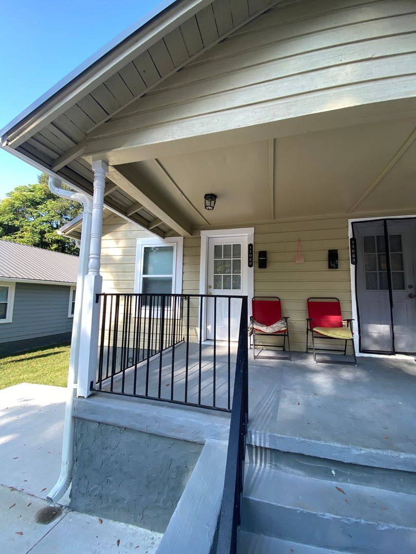 House for rent at 1102-B S Washington St, Shelby, NC 28152