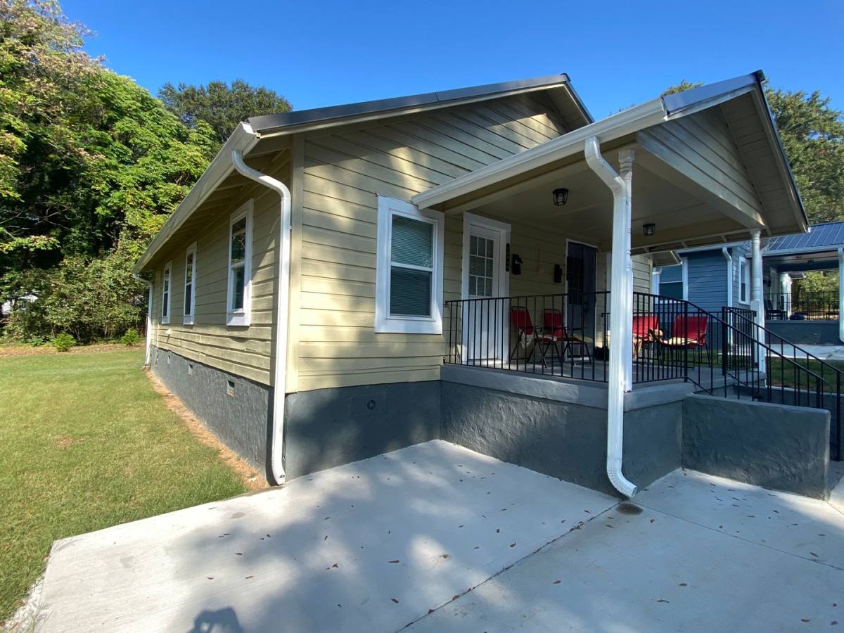House for rent at 1102-B S Washington St, Shelby, NC 28152