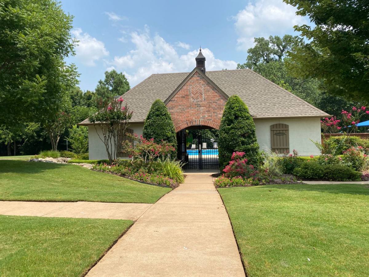 House for rent at 8664 E 103rd St, Tulsa, OK 74133