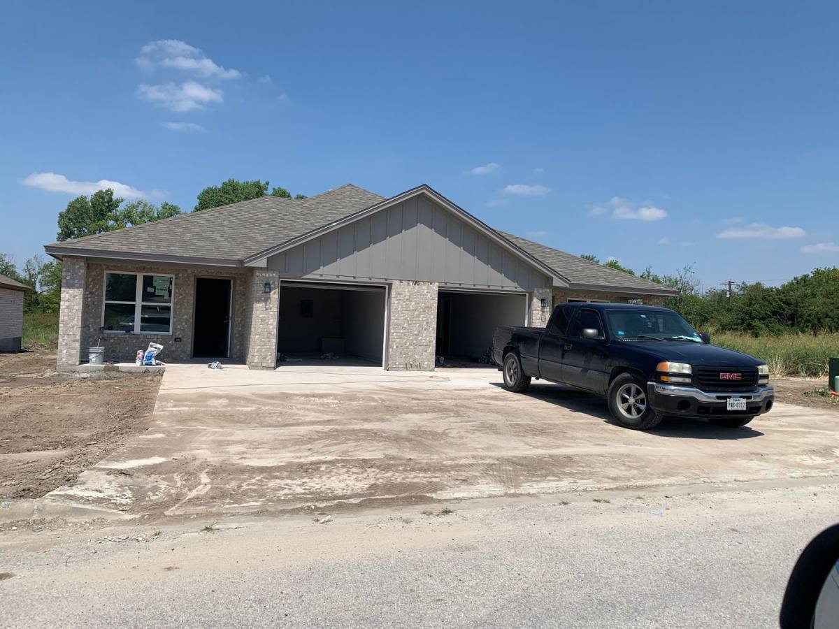 Townhouse for rent at 720 Frank Wiese Blvd, Temple, TX 76504