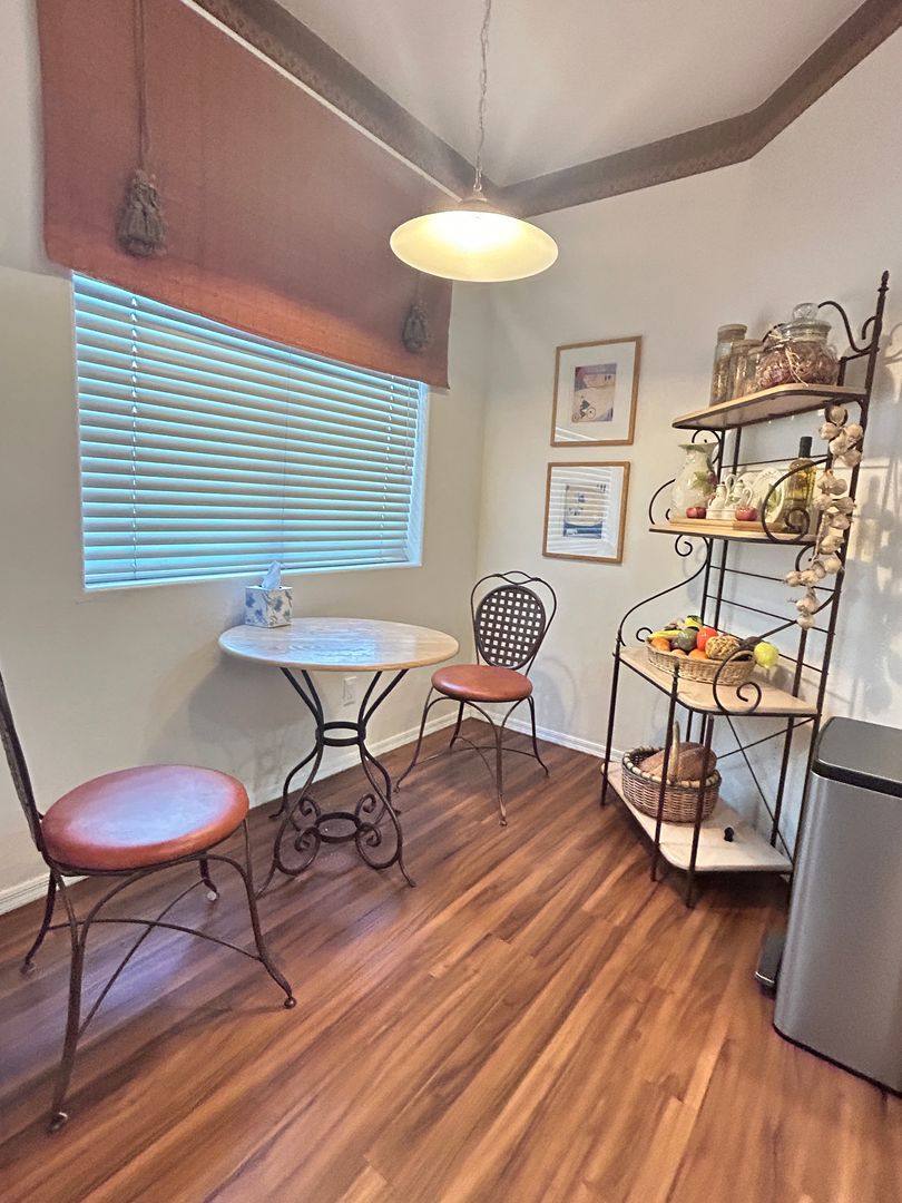House for rent at 7401 W Arrowhead Clubhouse Dr, Glendale, AZ 85308