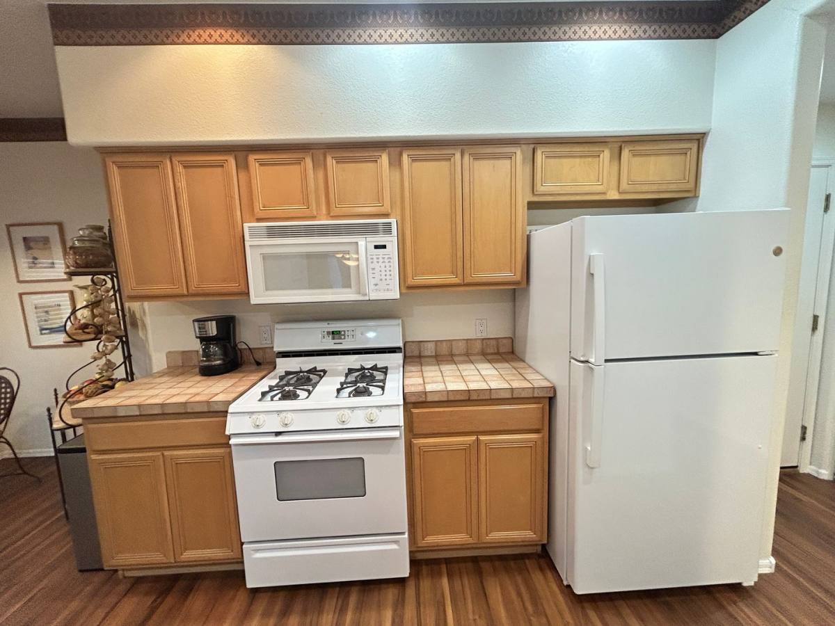 House for rent at 7401 W Arrowhead Clubhouse Dr, Glendale, AZ 85308