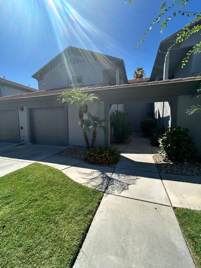 House for rent at 7401 W Arrowhead Clubhouse Dr, Glendale, AZ 85308