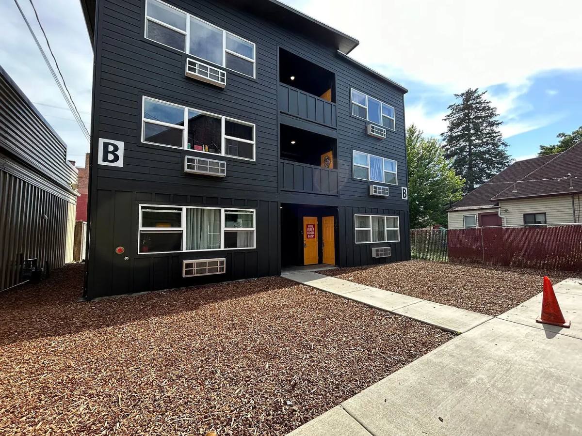 Apartment for rent at 3018 E Everett Ave, Spokane, WA 99217