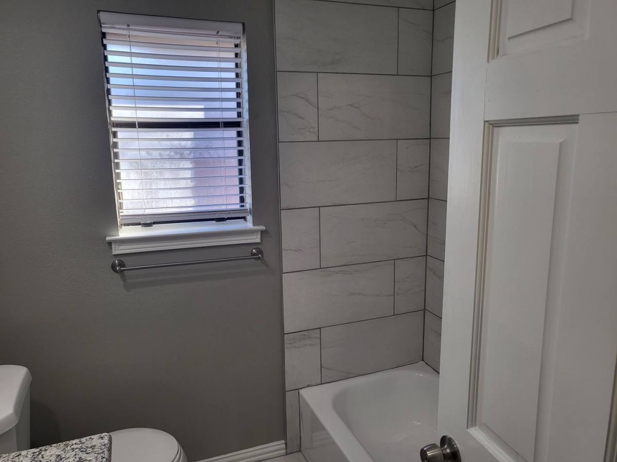 House for rent at 7404 Glen Haven Dr, Fort Worth, TX 76133
