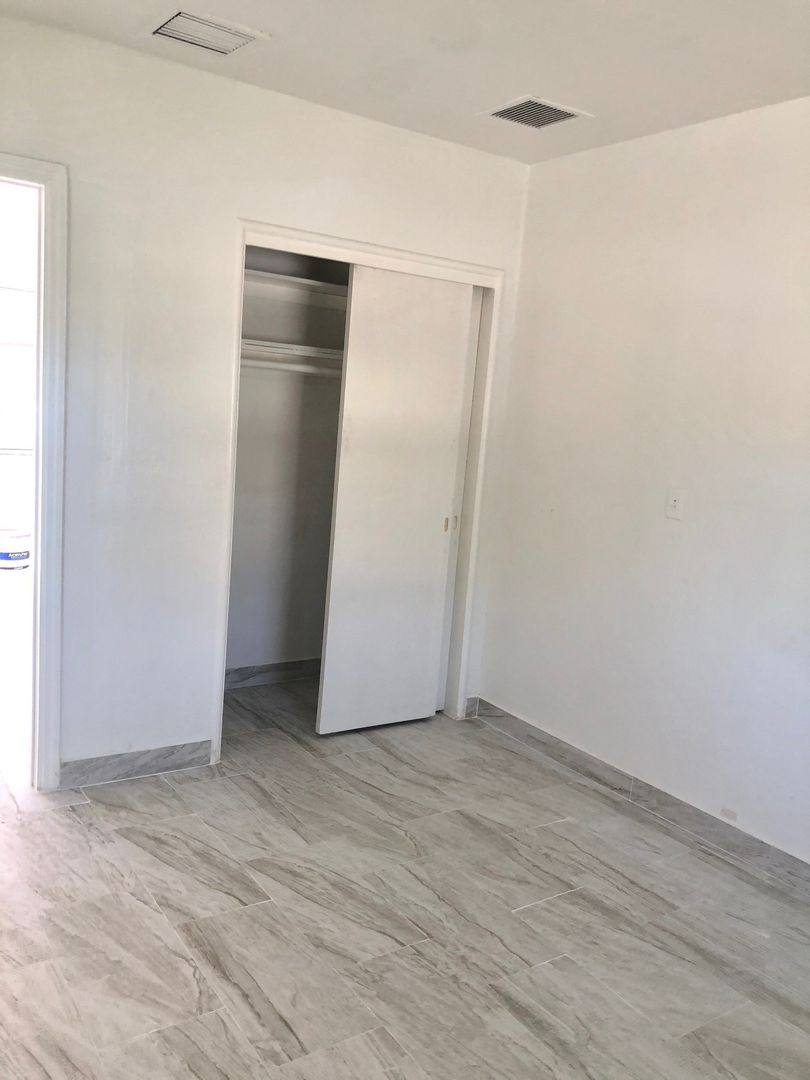Apartment for rent at 2519 - 2521 Pierce St, Hollywood, FL 33020