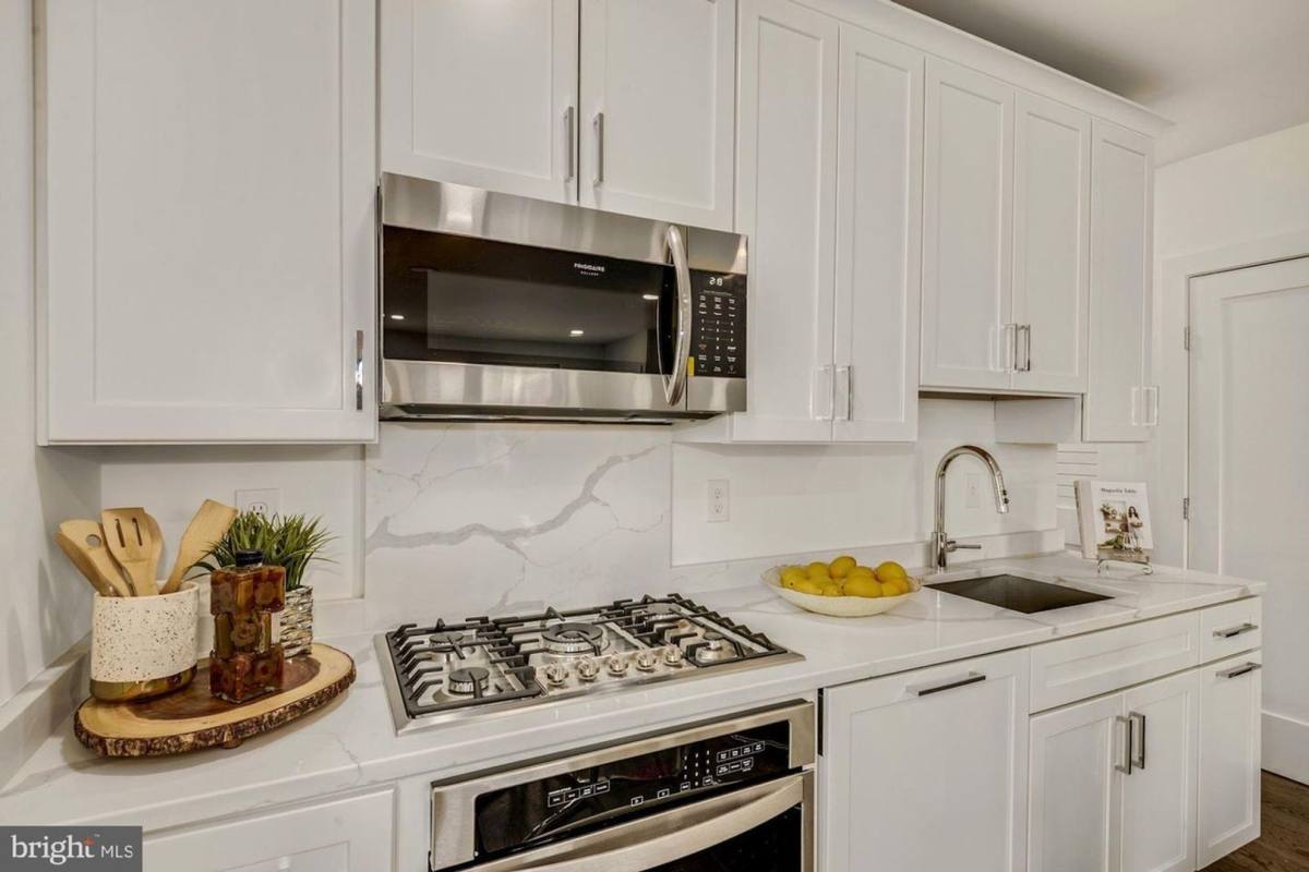 Townhouse for rent at 2717 Sherman Ave, Washington, DC 20001