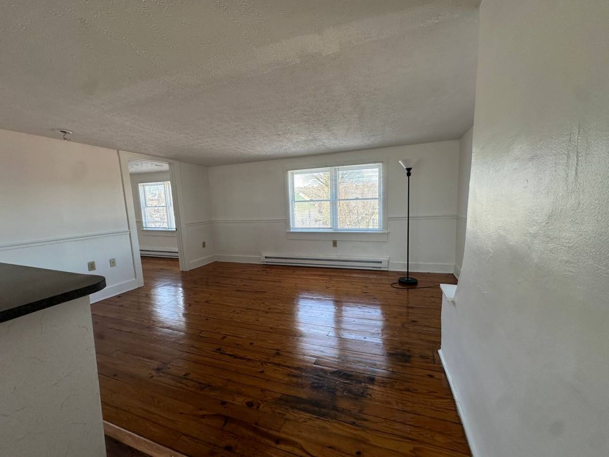 Apartment for rent at 402 S Cameron St, Winchester, VA 22601