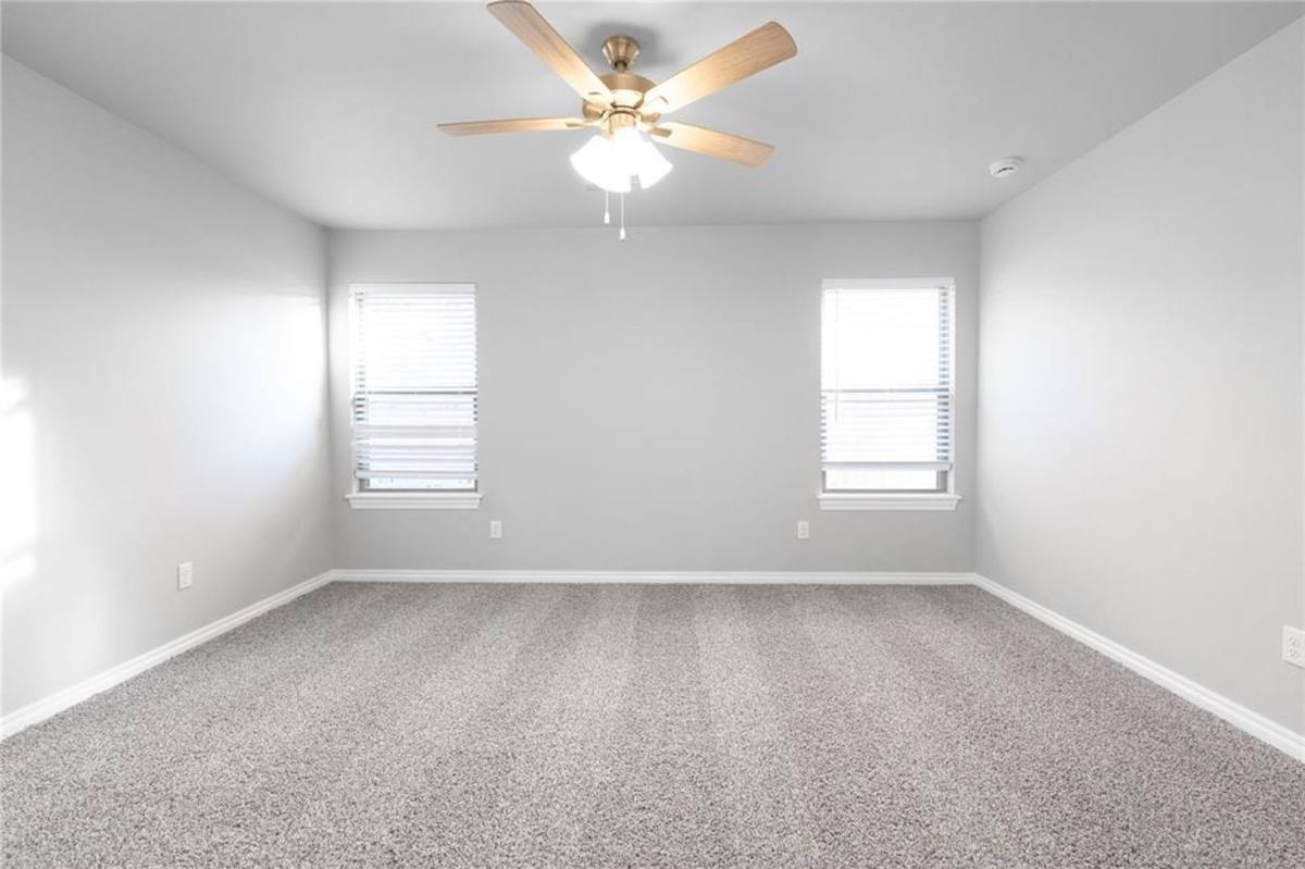 House for rent at 913 Westfall Dr, Choctaw, OK 73020