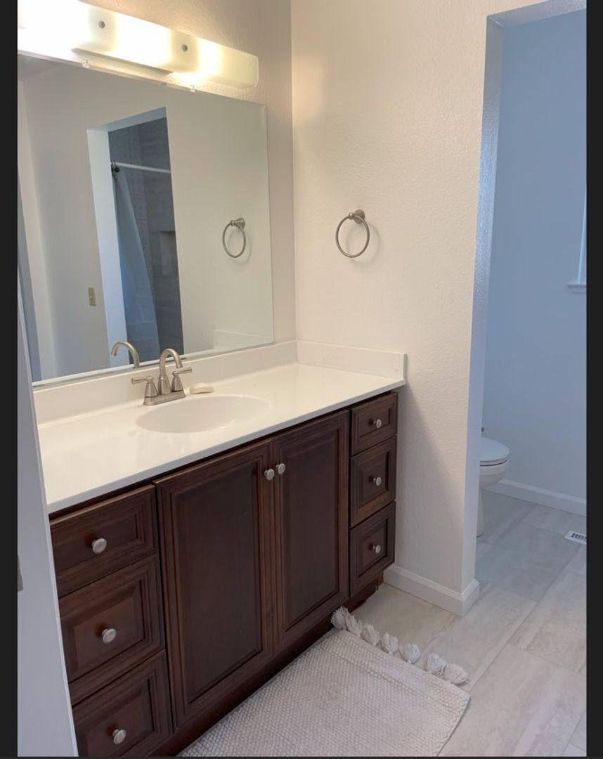 House for rent at 6076 Della Court, Rohnert Park, CA 94928