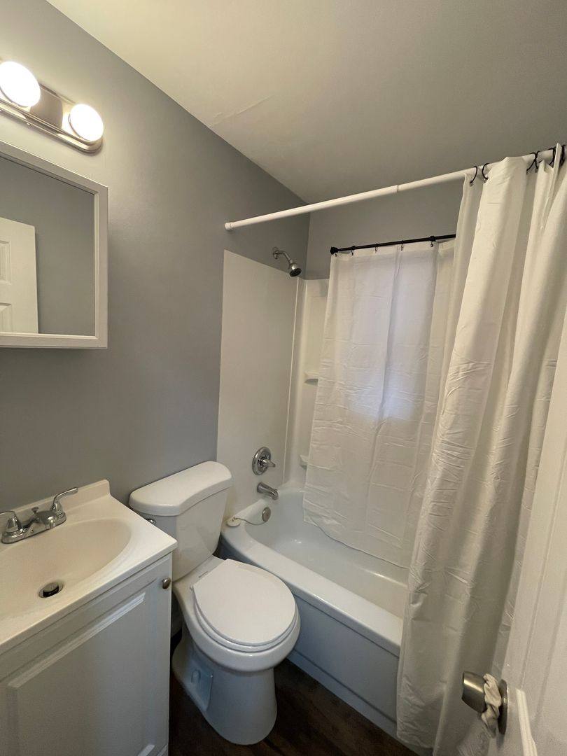 Apartment for rent at 66-68 Orange St, Manchester, NH 03104
