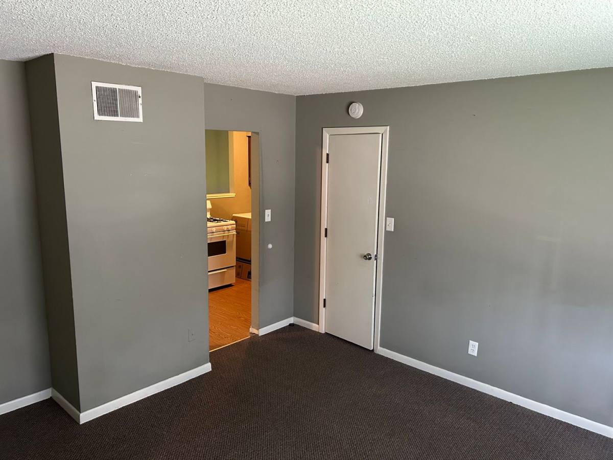 Apartment for rent at 217 N Hamilton, Shelbyville, IN 46176