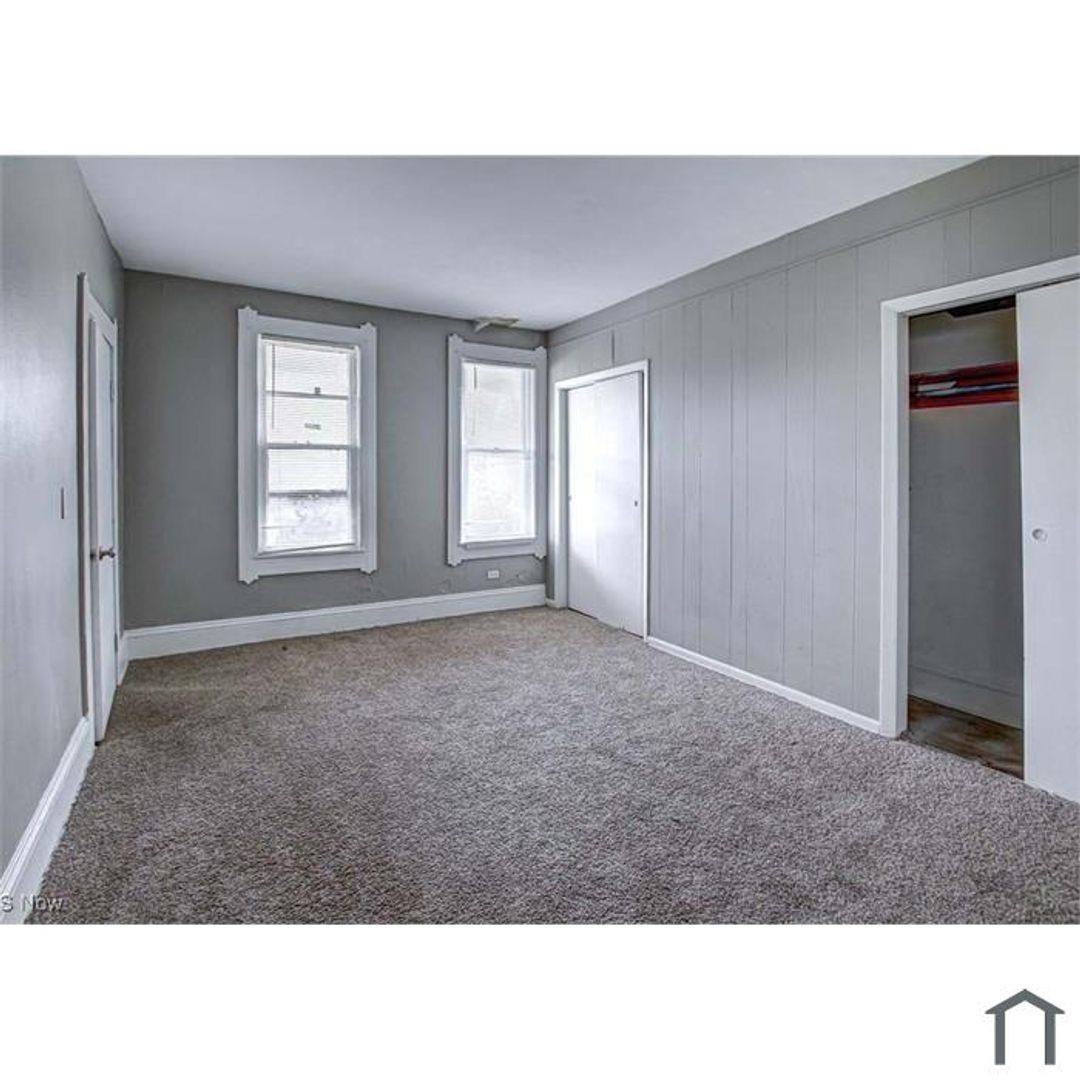 Apartment for rent at 5806 Bonna Ave, Cleveland, OH 44103