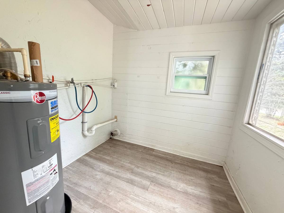 House for rent at 6901 Brentford Rd, Sarasota, FL 34241