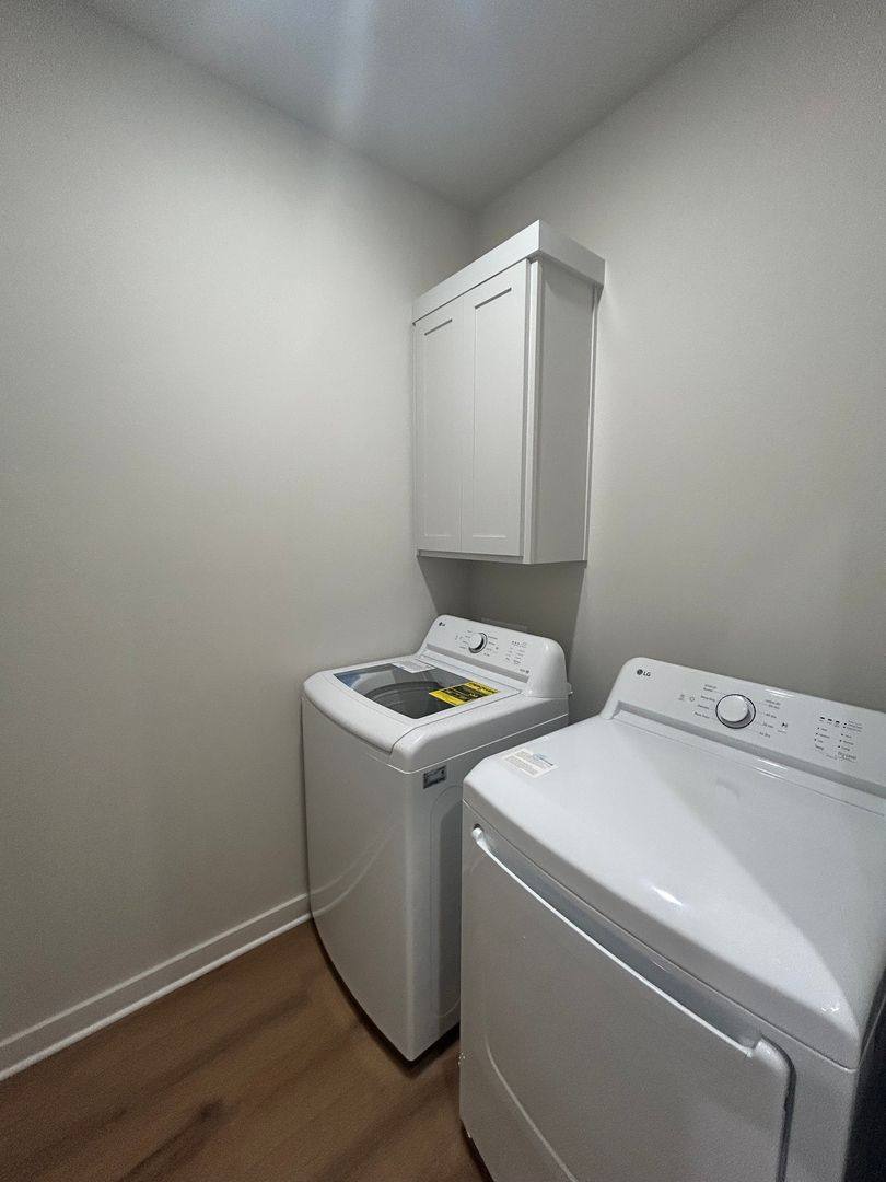 Townhouse for rent at 621-623 Cosmos St, Centerton, AR 72719