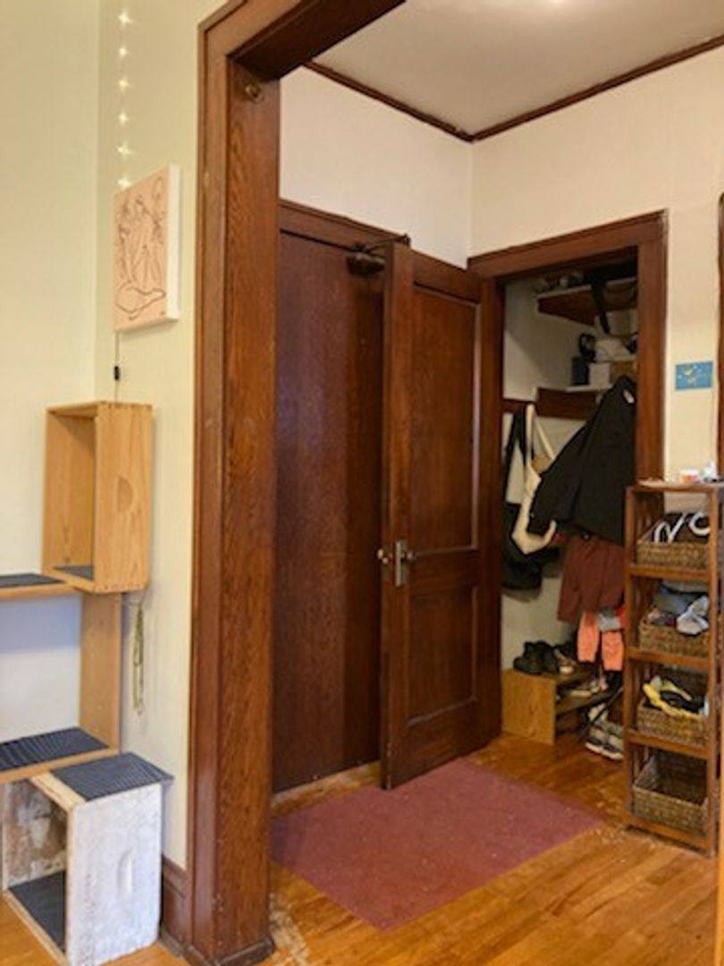 Apartment for rent at 1786-1788 Hennepin Ave S, Minneapolis, MN 55403