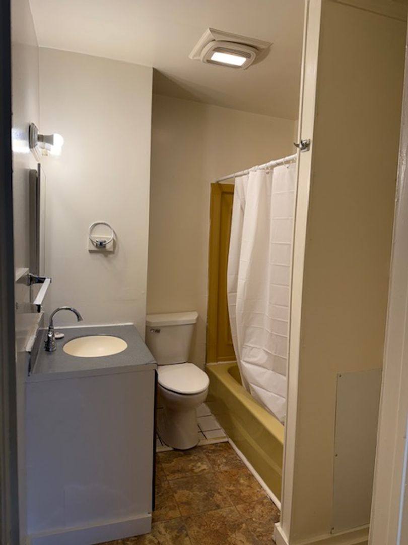 Apartment for rent at 1316 Alpine Ave NW, Grand Rapids, MI 49504