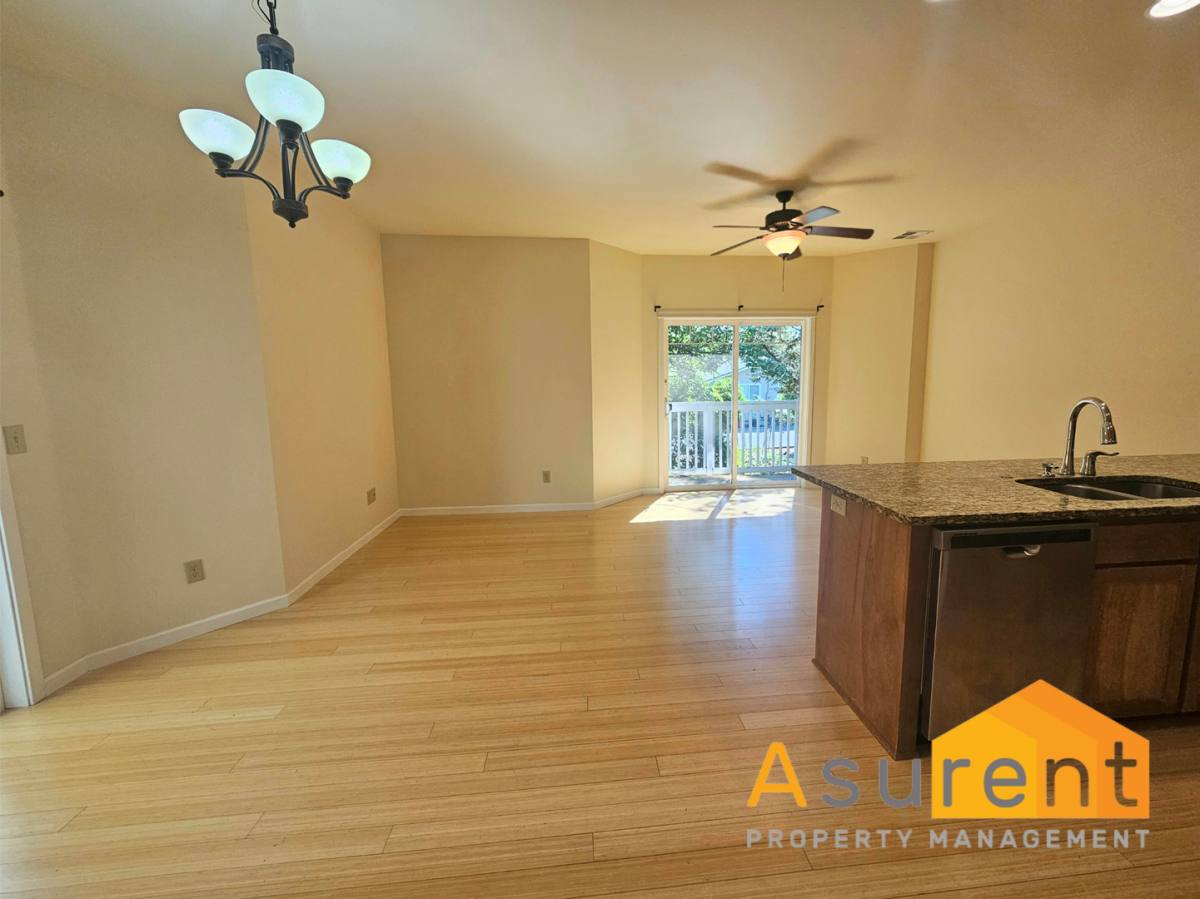 Townhouse for rent at 108 McCully Lane, Jacksonville, OR 97530