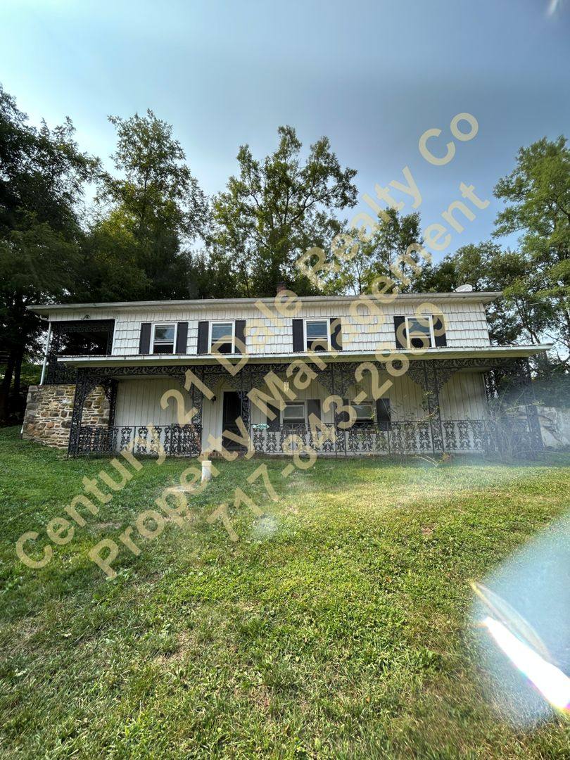 House for rent at 868 Ridge Rd, Airville, PA 17302