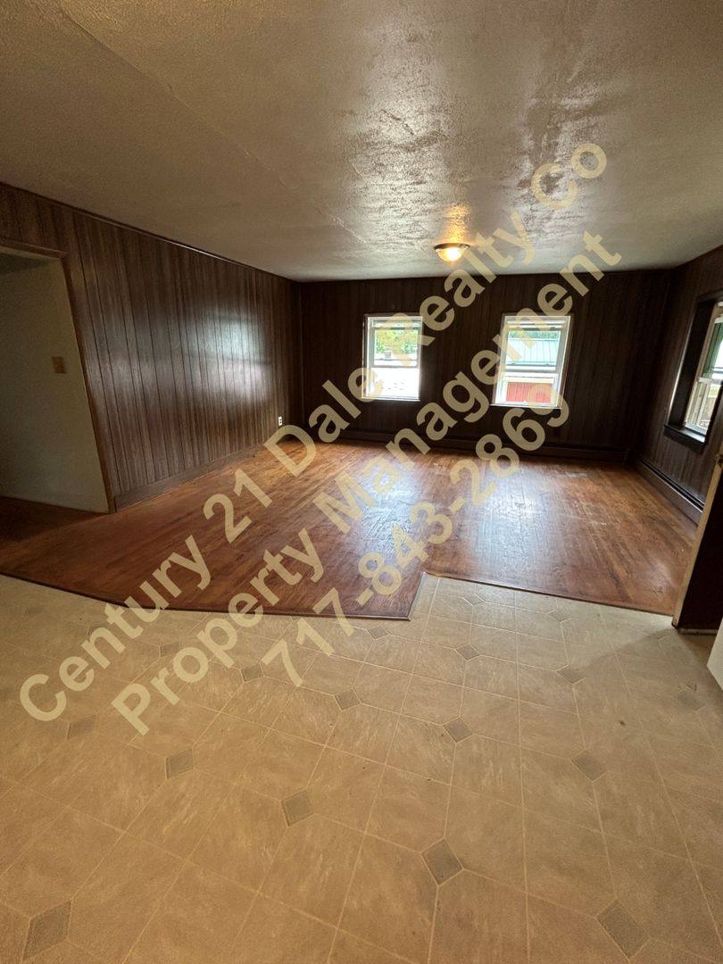 House for rent at 868 Ridge Rd, Airville, PA 17302