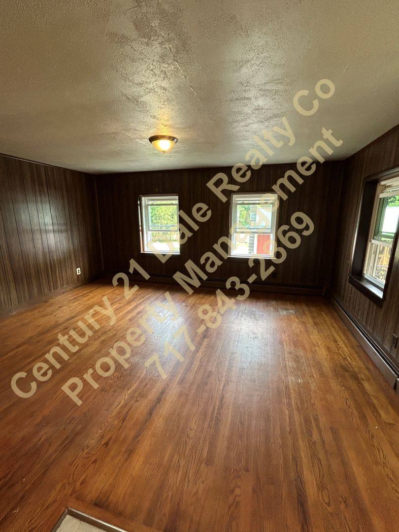 House for rent at 868 Ridge Rd, Airville, PA 17302