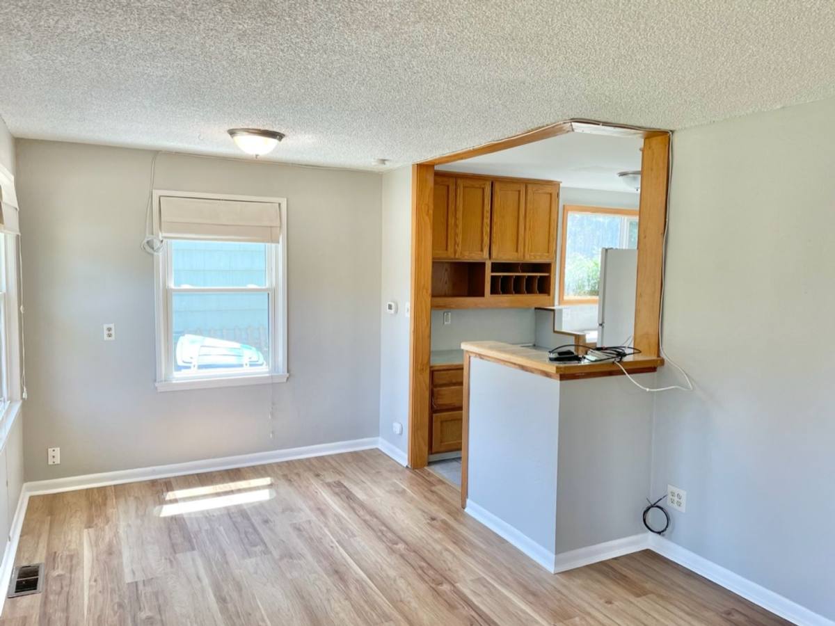 House for rent at 11721 Roosevelt Way NE, Seattle, WA 98125