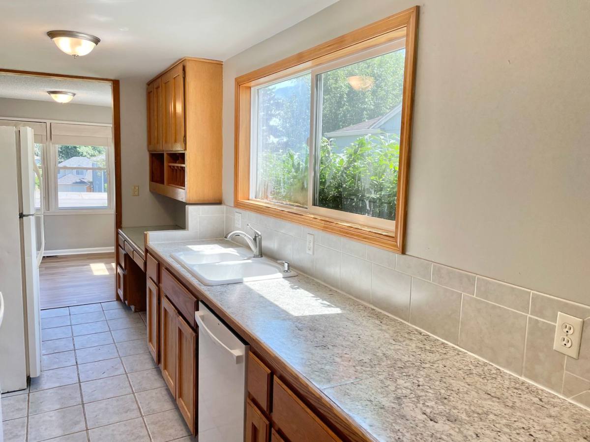 House for rent at 11721 Roosevelt Way NE, Seattle, WA 98125