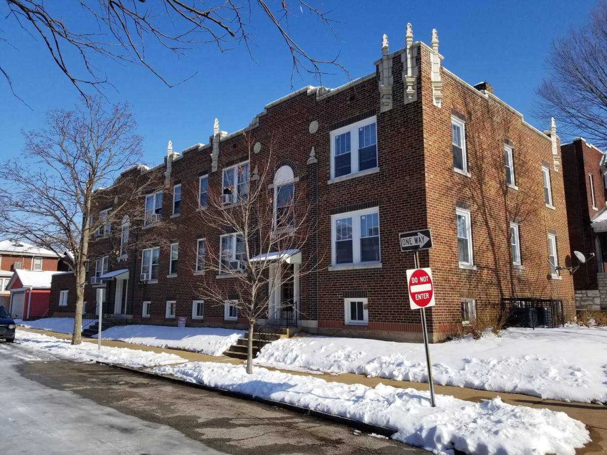 Apartment for rent at 4048-52 Giles Ave, Saint Louis, MO 63116